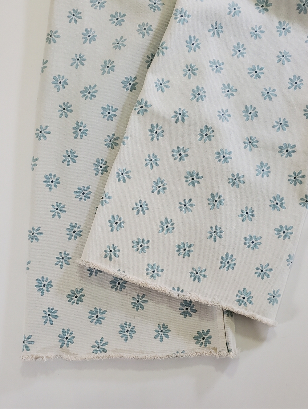 🟢7653 * Zara Marine Straight Leg Floral Daisy Print Jeans Light Wash Size 2 - Picture 8 of 12